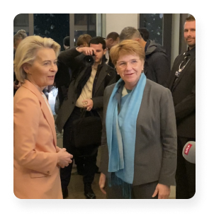 Viola Amherd and Ursula von der Leyen at WEF 2024